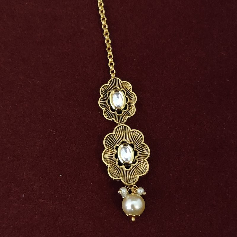 Ankahi Antique kundan Tikka