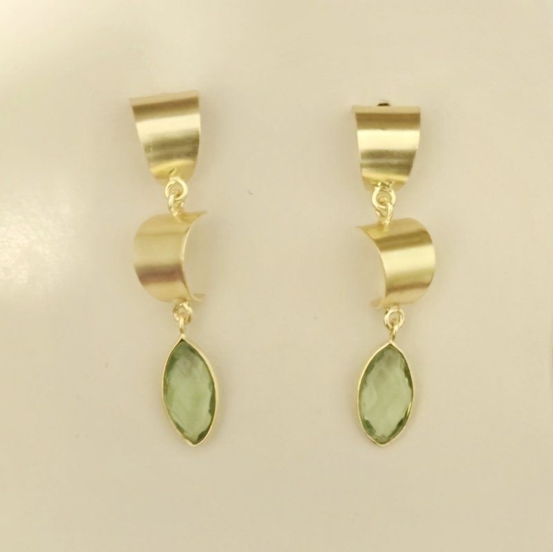 Fiza danglers (Golden\, Mint green)