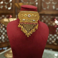 Rassa antique choker set