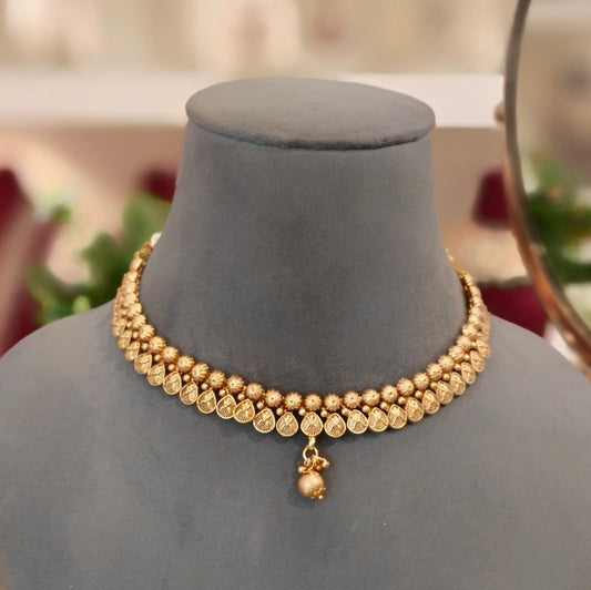 Lalitha antique gold plated set