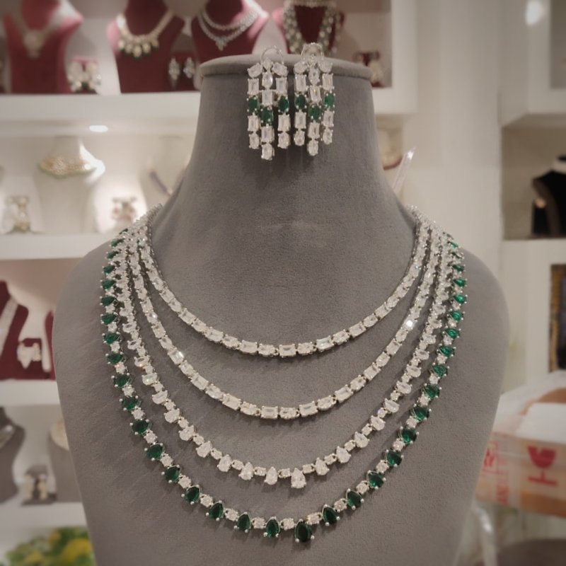 Balina Ad Necklace Set