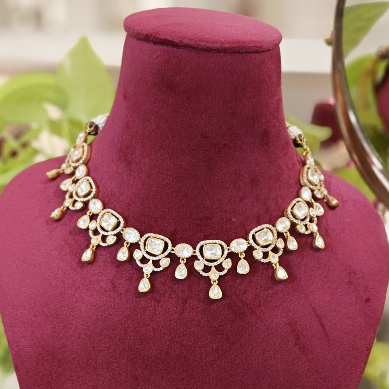 Bavleen Moissanite necklace set
