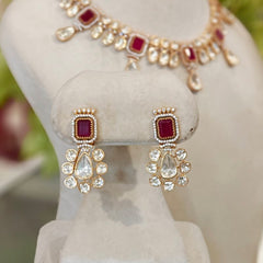 Aadesh Polki Neckline Set