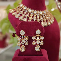 Aadesh Polki Neckline Set