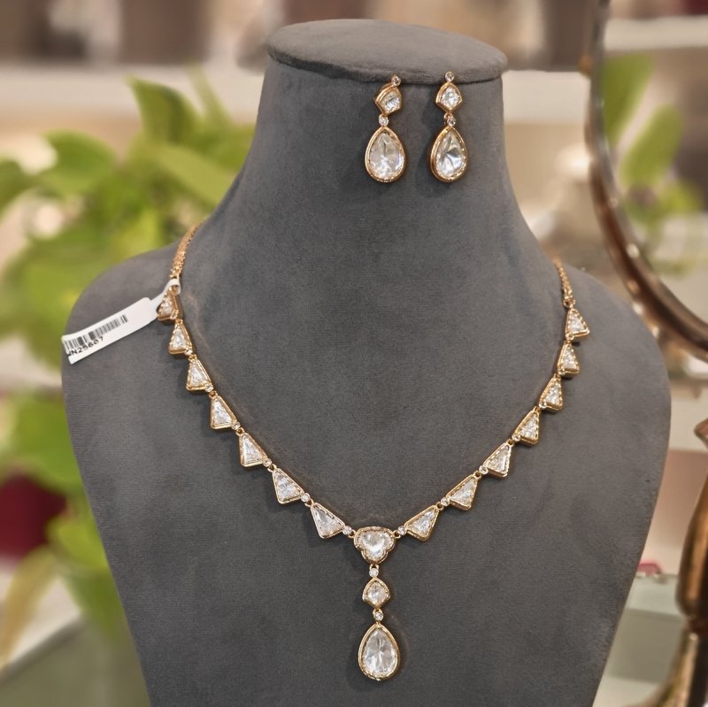 Reha Polki Pendent Set (Golden)