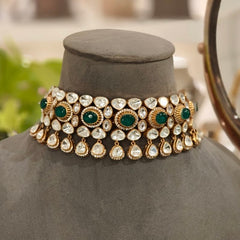 Aadal Polki Maangtikka (Mint Green)