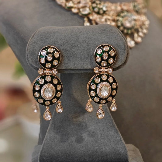 Esha Polki Neckline set