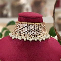 Nayna Polki Neckline set