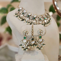 Kaner Polki Neckline set