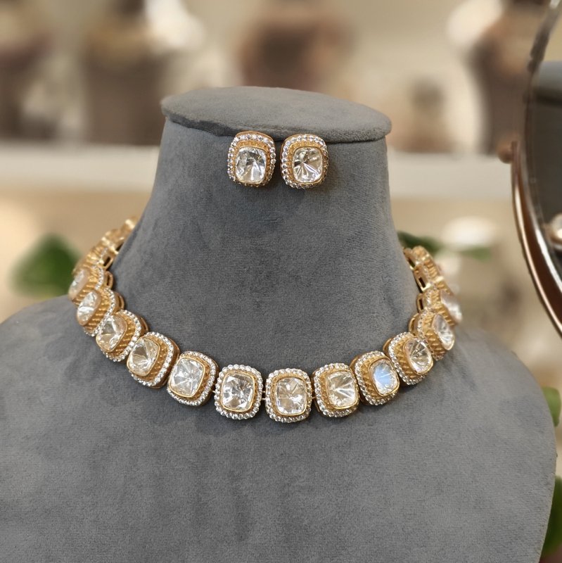 Fatima Polki Neckline set