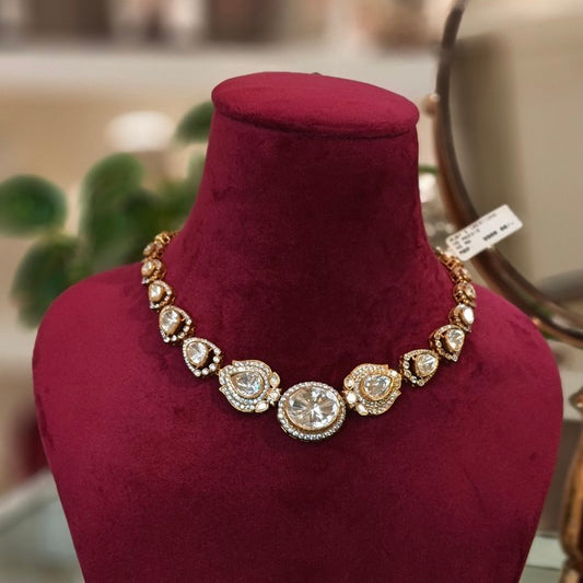 Sarah Polki Neckline set