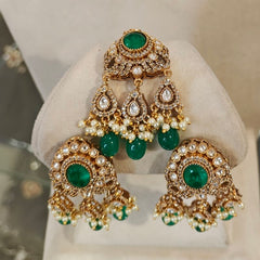 Chavvi Polki Choker Set (Emerald green)