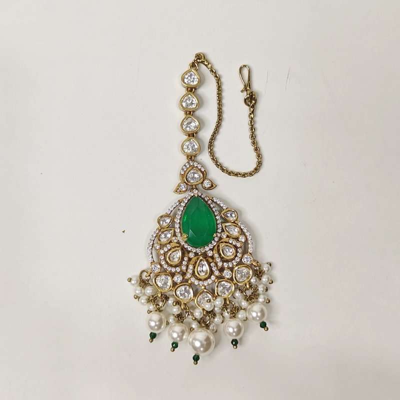 Gehna Polki Maangtikka (Emerald green)