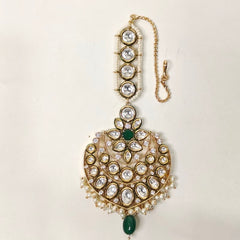 Abeer kundan polki maangtikka (Emerald green, Golden)
