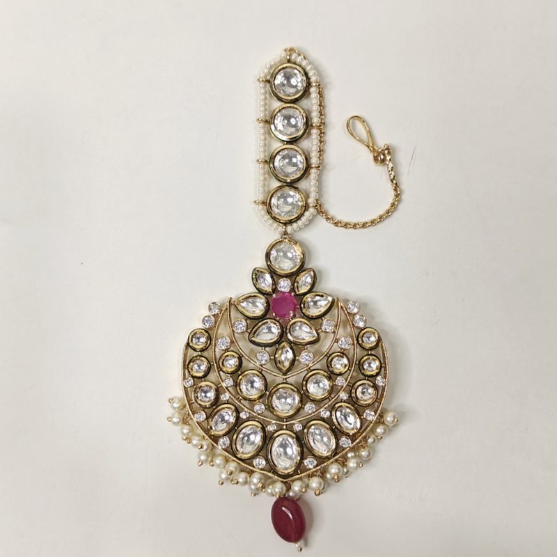 Abeer kundan polki maangtikka (Golden, Ruby)