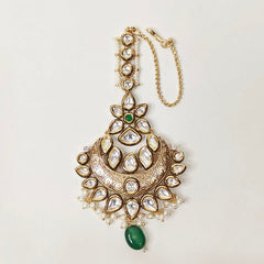 Anahita kundan polki maangtikka (Emerald green, Golden)