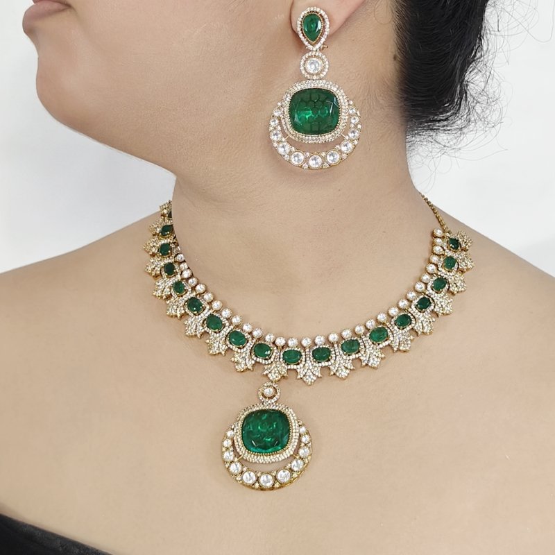 Amera doublet Polki Neckline Set