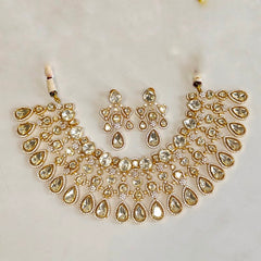 Antaraa Moissanite bridal necklace set