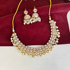 Amaira Polki Neckline set