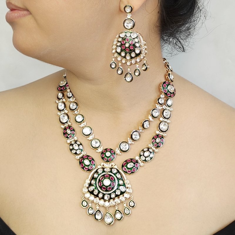 Raasaa Polki Pendent Set