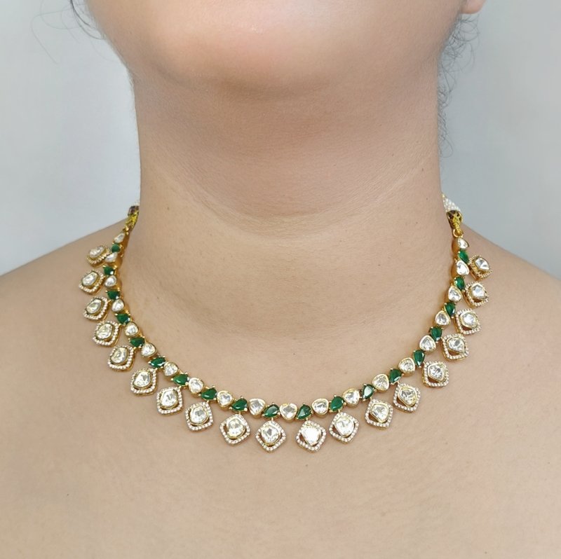 Niisha Moissanite necklace set green
