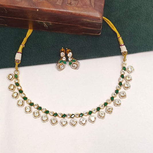 Niisha Moissanite necklace set green