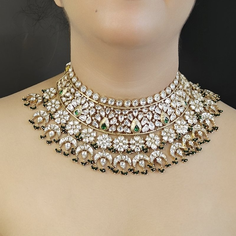 Pratiksha Polki Neckline Set (Green)