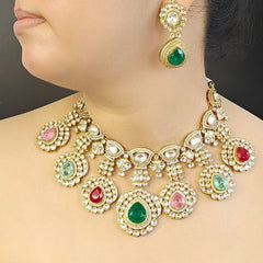 Samriti Moissanite necklace set green