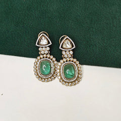 Fagun Moissanite choker (green)