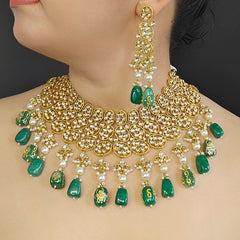 Garvita Polki Neckline Set