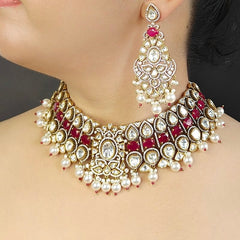 Aadal Maroon Polki Maangtikka