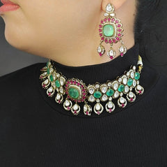 Aadal Maroon Polki Maangtikka