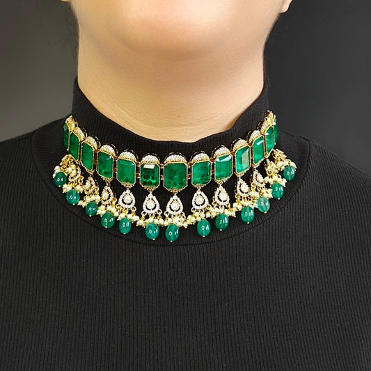 Chavvi Polki Choker Set (Emerald green)