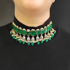 Chavvi Polki Choker Set (Emerald green)
