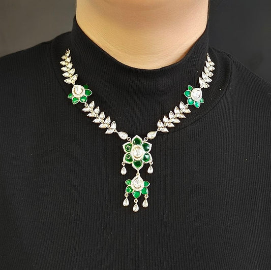 Bevlin Green Chain Set