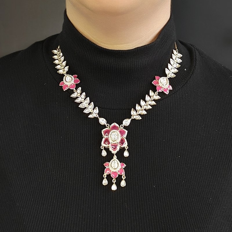 Bevlin Hot Pink Chain Set