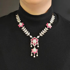 Bevlin Hot Pink Chain Set