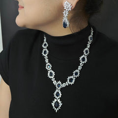 Ruh AD Necklace Set