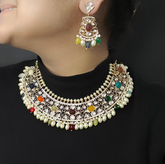 Vedita Navraatna Polki Choker Set
