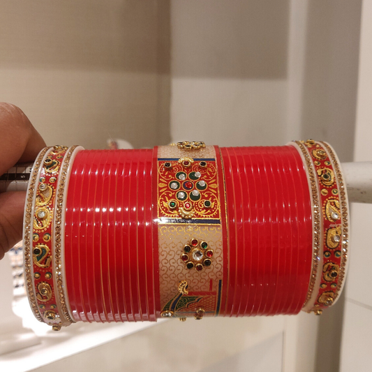 Nikhaar Chura Set