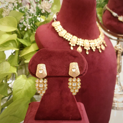 Vedangi Pink Polki Set