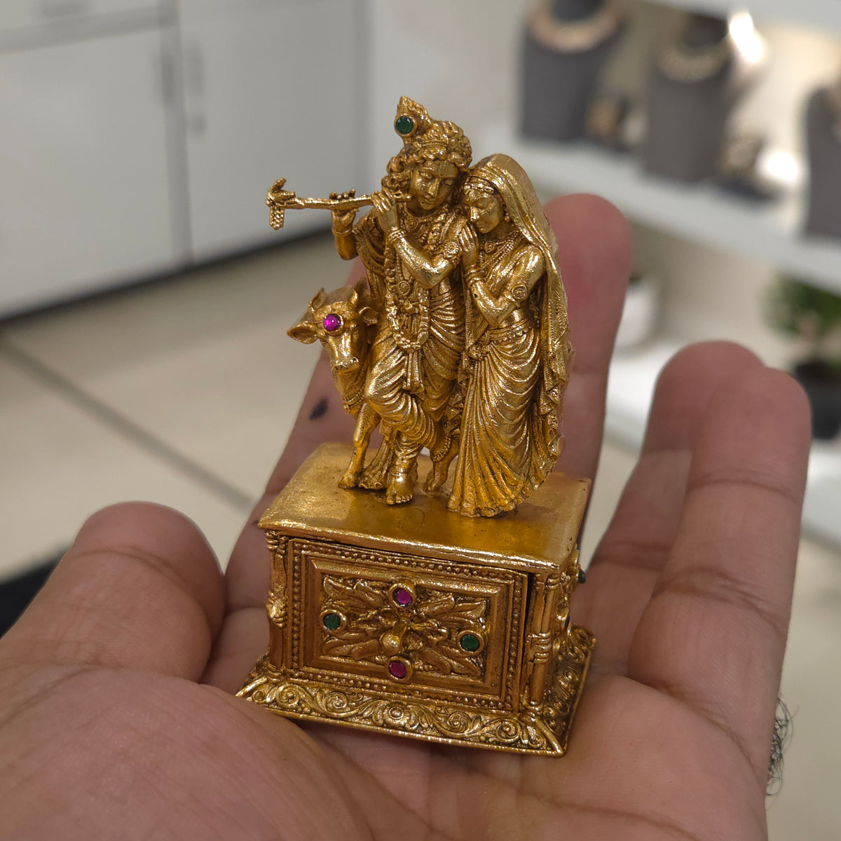 Radha Krishna sindoor dibiaa