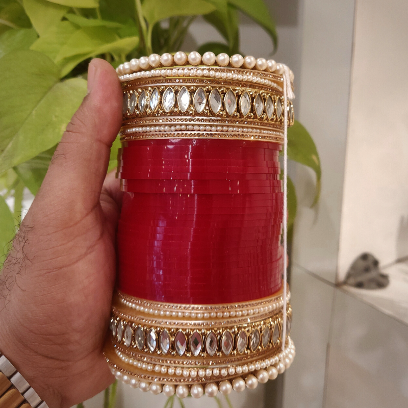 Radha Chura Set