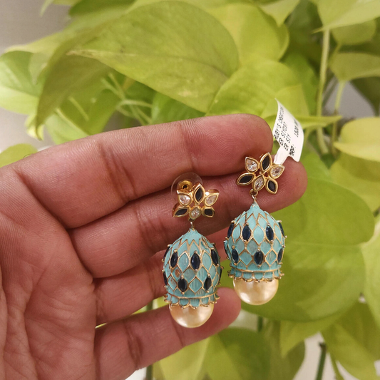 Tanmee Enameled Jhumka