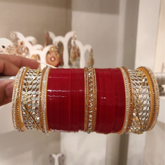 Ravneet Chura Set