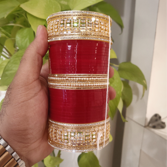 Neelima Chura Set