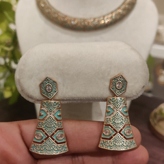 Sofie Polki Neckline Set