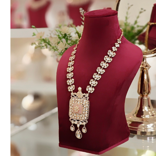 Avneet long Polki Set (Pink)