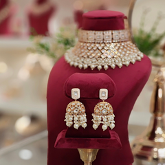 Anukriti Polki Choker Set