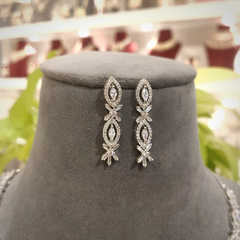 Niasa Cz Neckline set